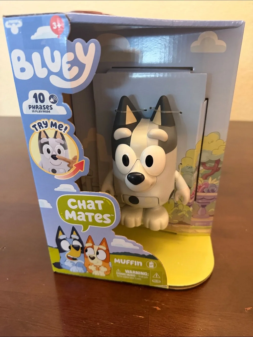 Chat Mates Muffin Plush Toy - White & Black